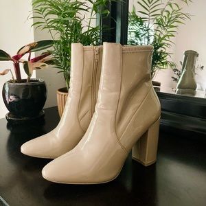 Sexy Aldo booties